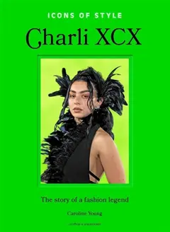 Charli XCX : l'histoire d'une icône mode