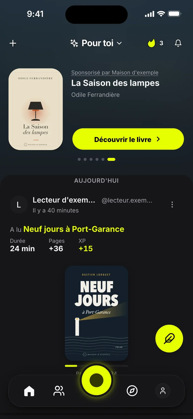 Le Combo : la slide sponsorisée du carrousel d'accueil, avec la couverture, le nom de l'annonceur, la mention Sponsorisé et le bouton Découvrir le livre (données d'exemple)